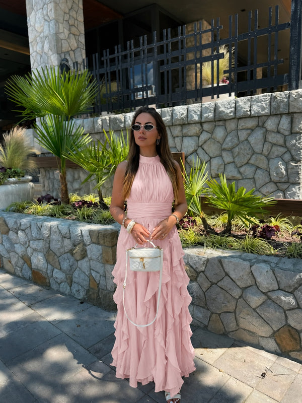 Predivna puder-roza maxi haljina dizajnirana za posebne i svečane prilike 💗