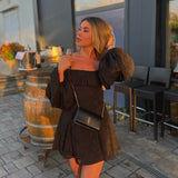 Elegantna ženska mini haljina spuštenih ramena 🖤 - slika 4