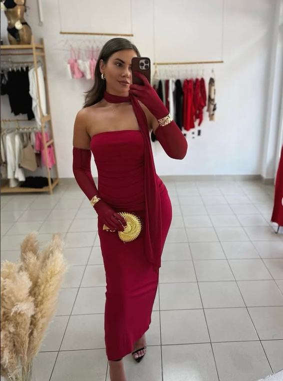 ✨ Elegantna maxi haljina s dugim rukavicama i šalom❤️