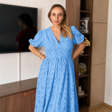 Nova premium midi haljina od šlinge s puf rukavima – elegantna ljetna haljina. - slika 4