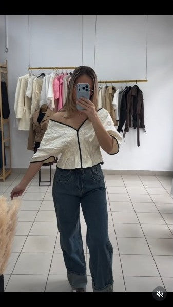 Bluza – Bijela s Crnim Detaljima
